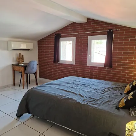 La Pura Vida Apartmán *